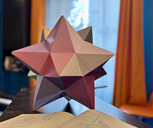 Origami Lesser Stellated Dodecahedron – Polyhedra Origami